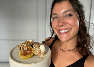 Karşı Konulmaz Lezzetiyle: Zeynep Çıpa’dan Şeftali Donut Tarifi