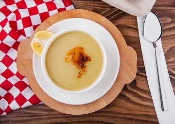 Lokanta Usulü: Tavuk Suyuna Mercimek Çorbası