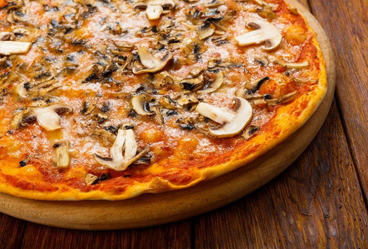 Bayat Ramazan Pidesinden Pizza Tarifi	