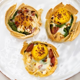 Pazar Günlerine Gelsin: Kahvaltılık Tortilla Egg Cups Tarifi