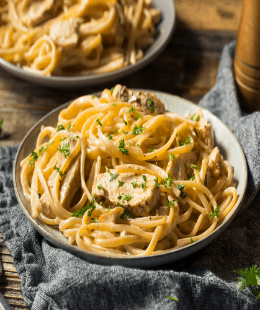 Tavuk Fettucine Alfredo