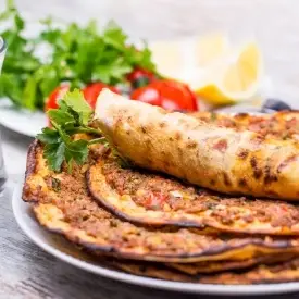 Türk Pizzası: Lahmacunun Tarihi